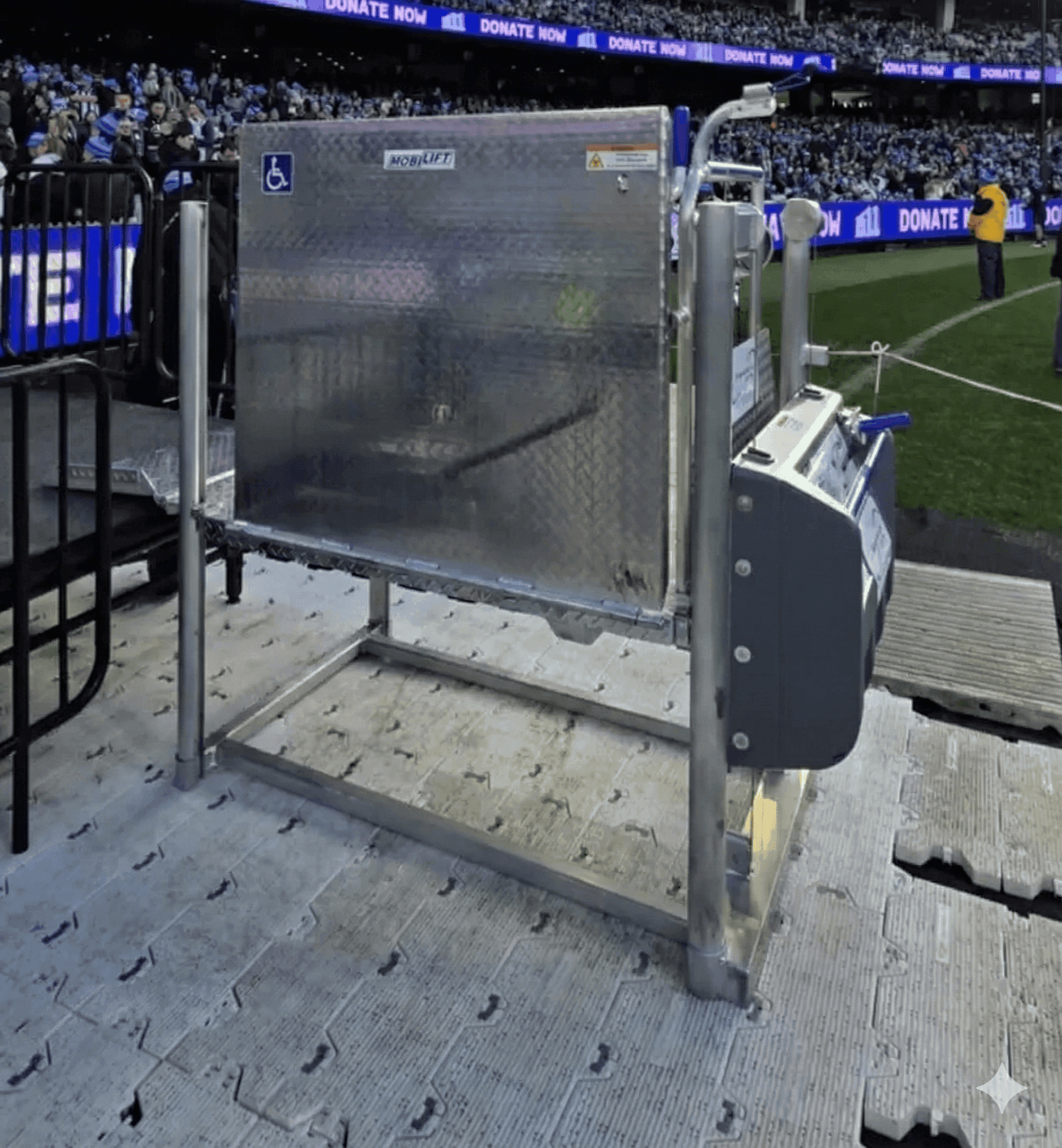 Portable Lift Rental 2