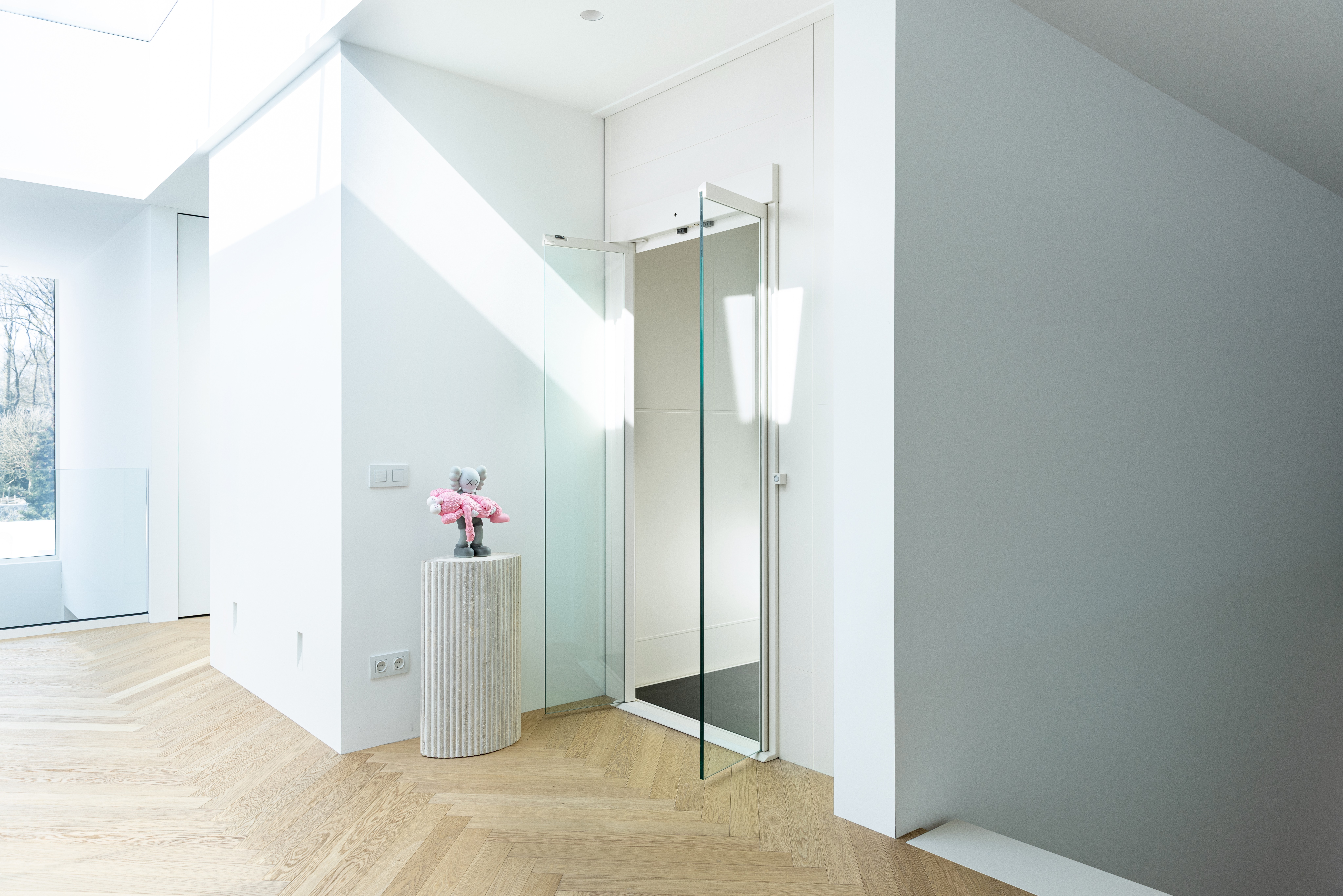 Swift Pro lifestyle image 4